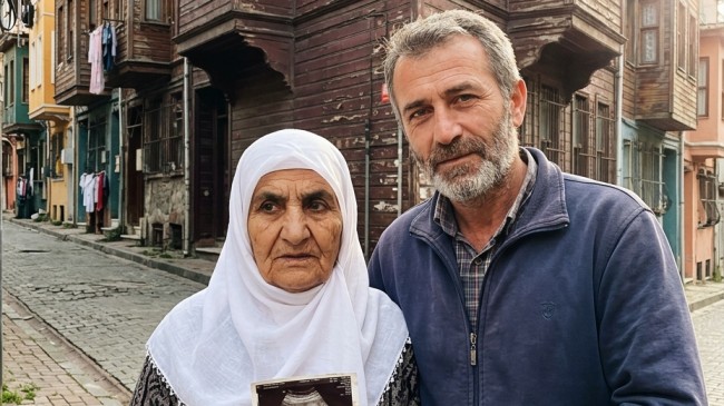 80 Yaşındaki Kimsesiz Komşumu Korumak İçin Onunla Evlendim, Ama Hamilelik Haberiyle Birlikte Akbabalar Kapıya Dayandı!