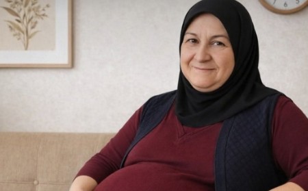 56 Yaşındaki Kadın Hamile Olduğunu Öğreniyor