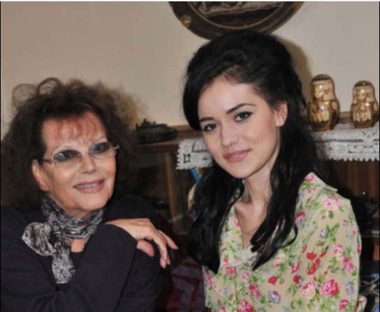 Ünlü Film Yıldızımız