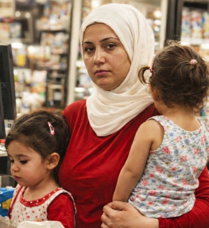 Ben Elif, 27 yaşındayım eşini kaybetmiş, üç çocuk annesi bir kadınım