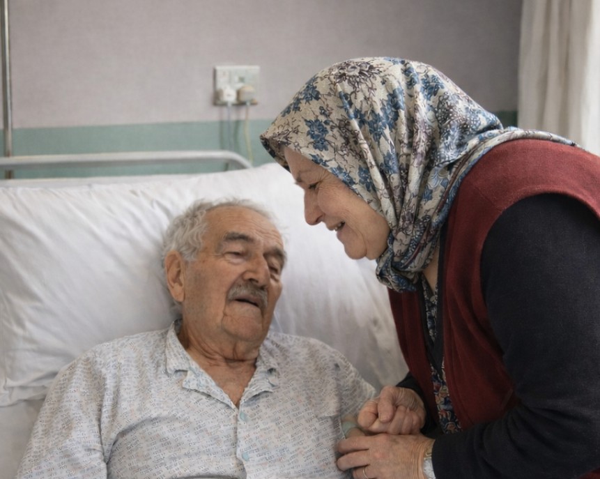 Kocam Hastayken Ona Bakmaya Kendimi Adadım