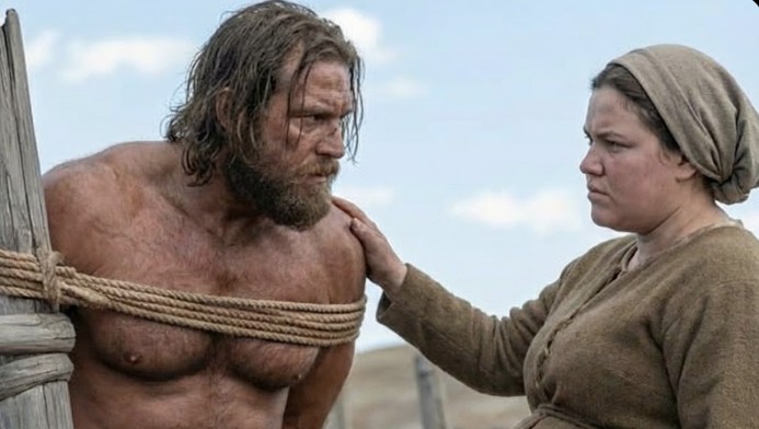 Mağarada Doğum Yaptı, O Yardım Etti