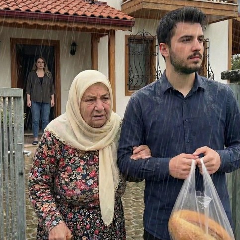 Ben Hatice Yetmiş Yaşındayım