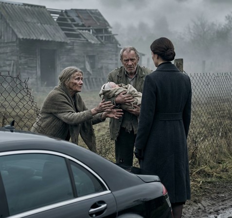 Üniversitedeyken hamile olduğumu öğrendim. Test iki çizgi gösterdiği anda ellerim o kadar titremeye başladı ki neredeyse testi düşürüyordum