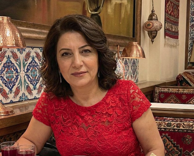 20. evlilik yıldönümümüzde karımı restoranda yalnız bıraktım – kararım haklı mıydı